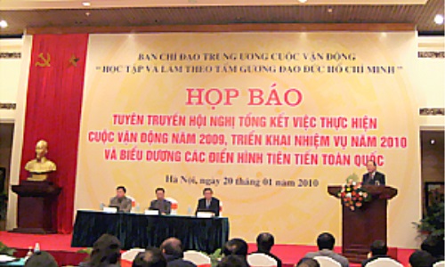 Họp báo giới thiệu Hội nghị tổng kết thực hiện Cuộc vận động Học tập và làm theo tấm gương đạo đức Hồ Chí Minh năm 2009, triển khai nhiệm vụ năm 2010 và tuyên dương các điển hình tiên tiến làm theo tấm gương đạo đức Hồ Chí Minh toàn quốc